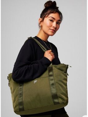 Fabletics The Everyday Tote, Utility Green